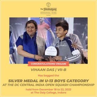 Shishyan Vihaan shines bright in the Central India Open Squash Championship. Well done, dear Vihaan!

#shishukunjindore #theshishukunjinternationalschoolindore #cbseschoolindore  #cbseschoolmp #cbsemp  #leteverybudbloom #shishyanshine #squashchampionship #squash